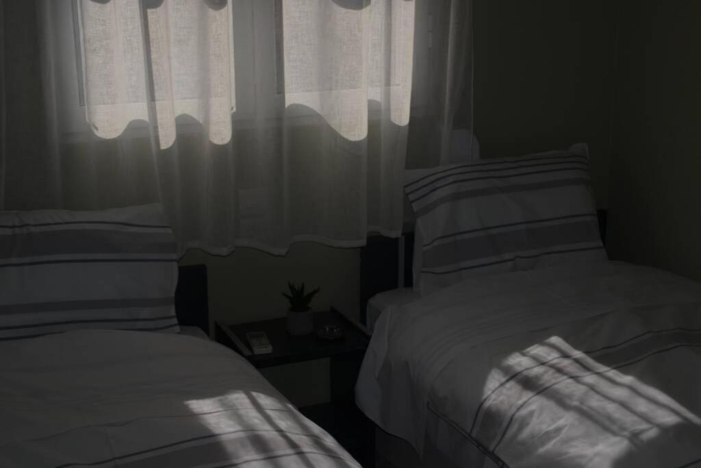 帕特雷Paris House 2公寓 外观 照片